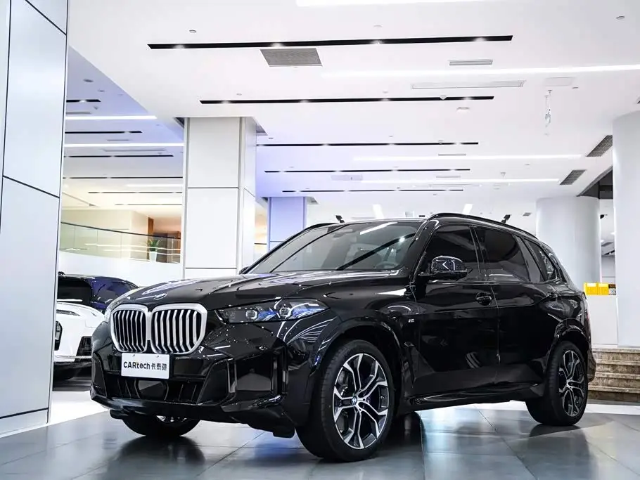 BMW X5 2026 — Фото 1/20