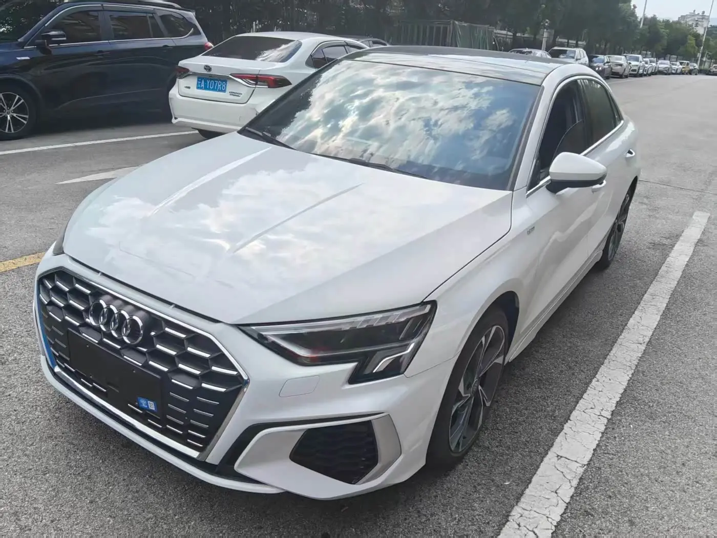 Audi A3 2025 — Photo 1/15
