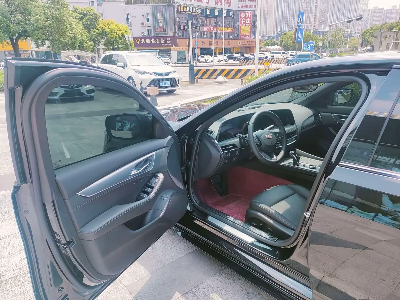 Cadillac CT5 2024 — Photo 16/20
