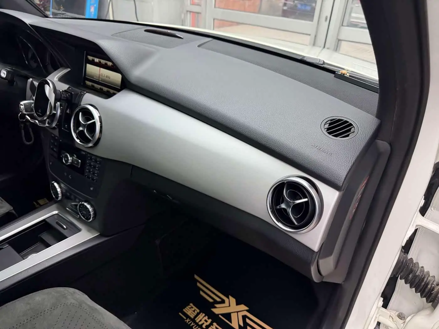 Mercedes-Benz GLK-Class 2015 — Фото 15/20