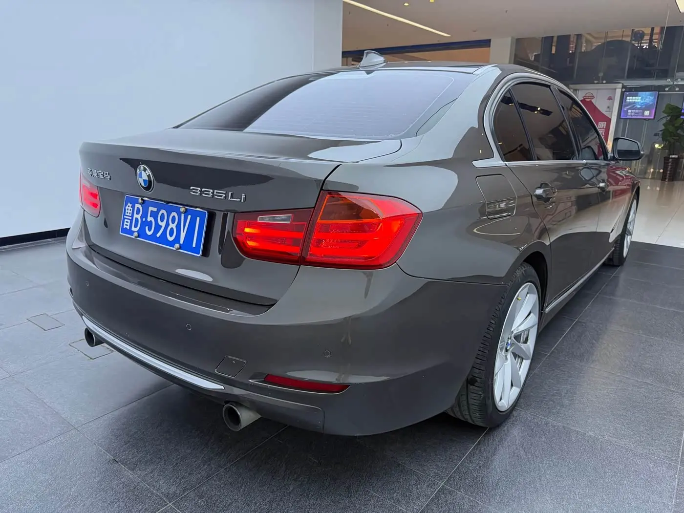 BMW 3 Series 2015 — Photo 9/11