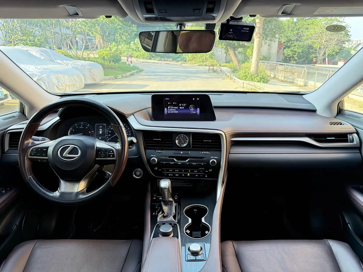Lexus RX 2019 — Şəkil 12/15