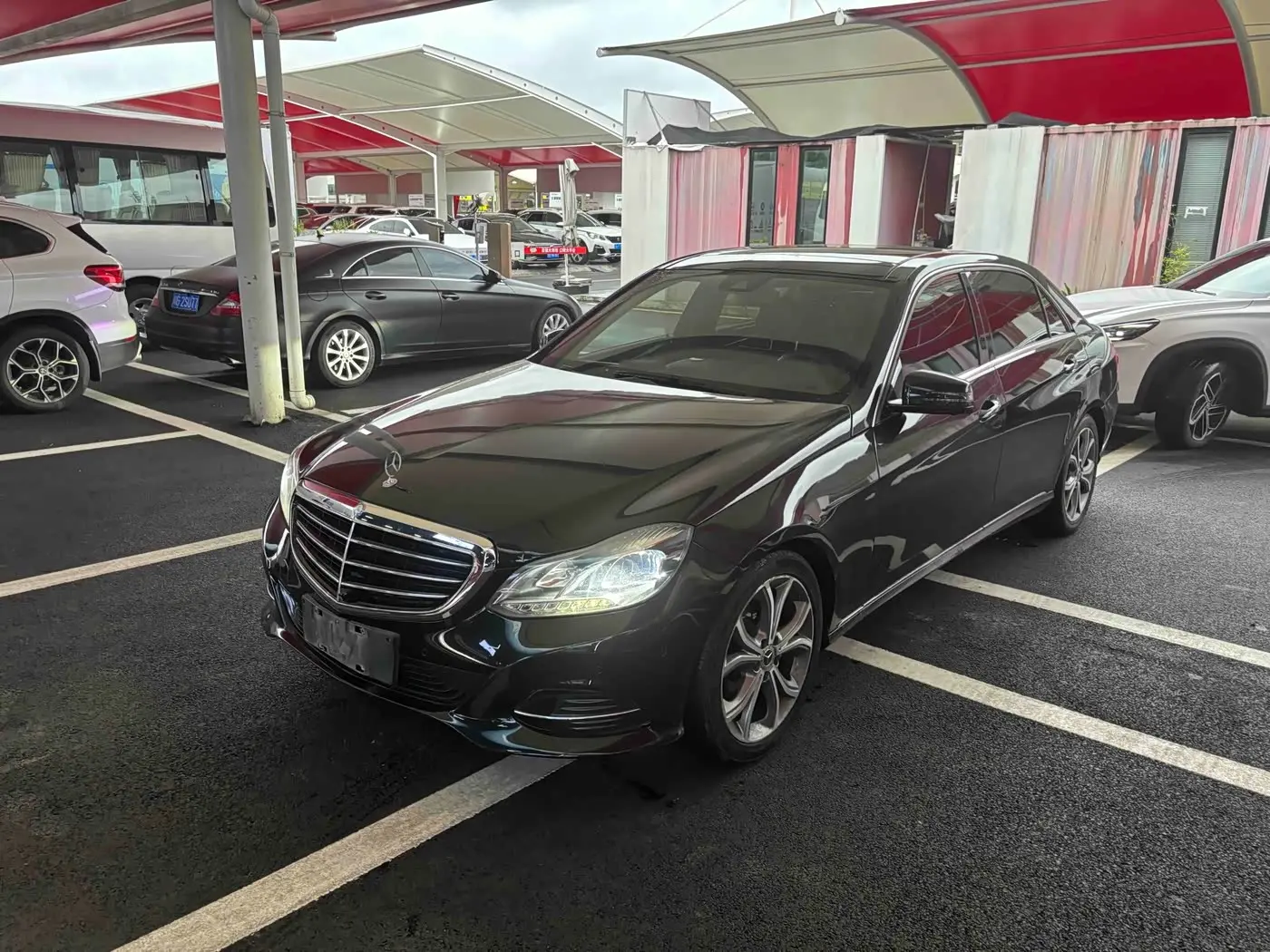 Mercedes-Benz E-Class 2015 — Şəkil 1/9