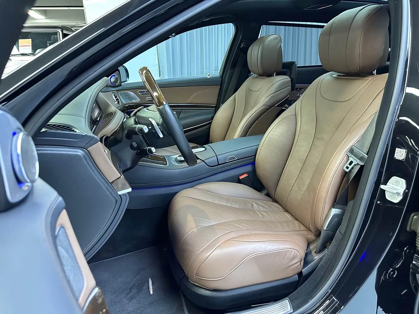 Mercedes-Benz Maybach S-Class 2015 — Photo 8/20