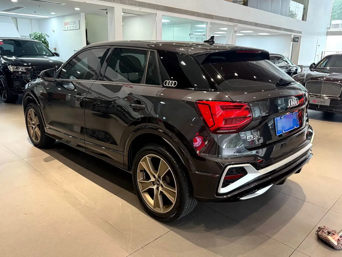 Audi Q2L 2022 — Photo 6/20