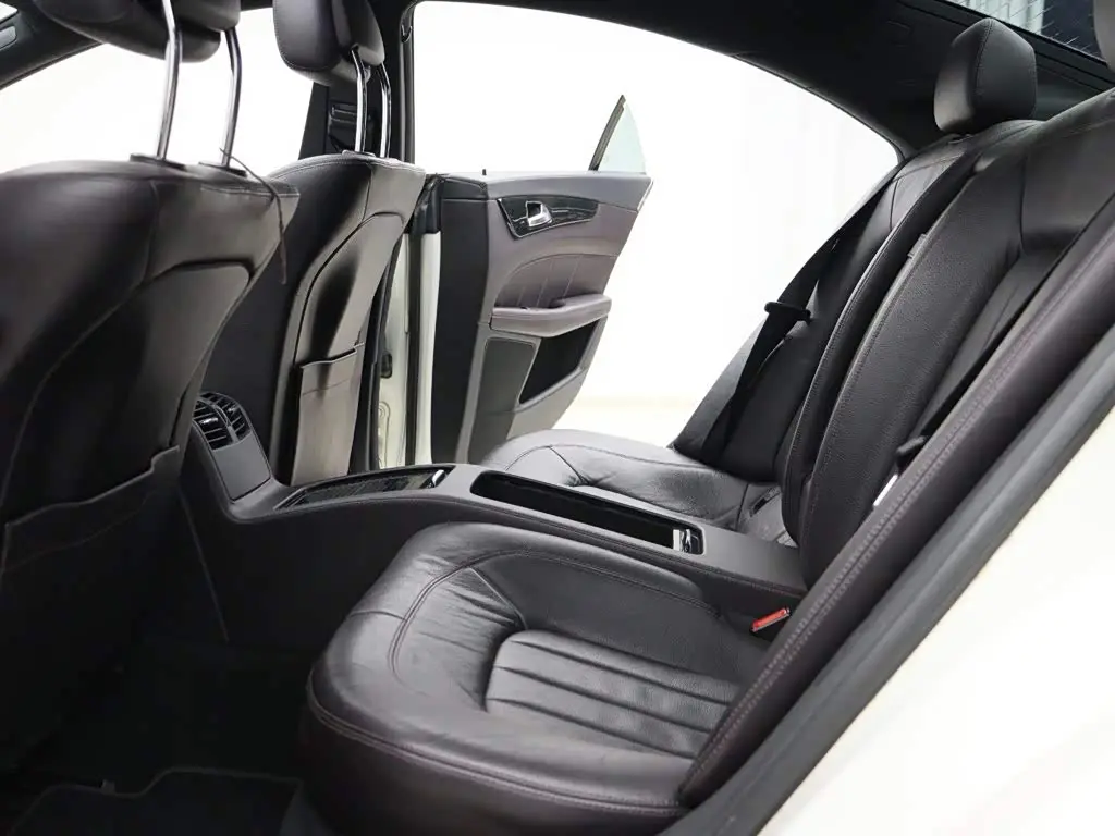 Mercedes-Benz CLS 2013 — Photo 15/20