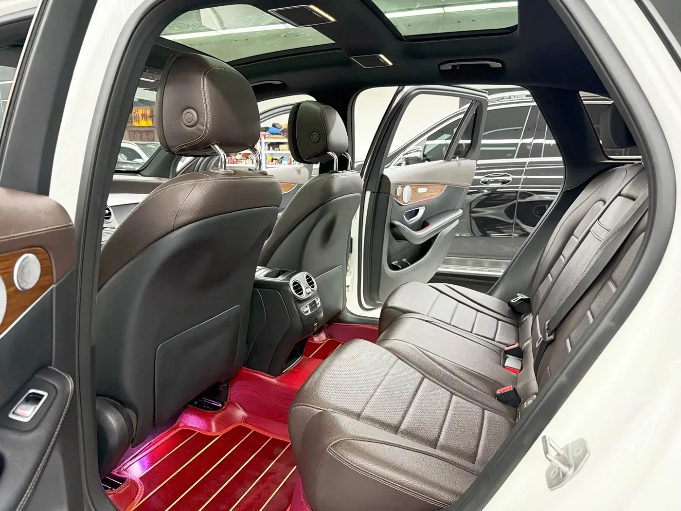 Mercedes-Benz GLC 2021 — Фото 8/20