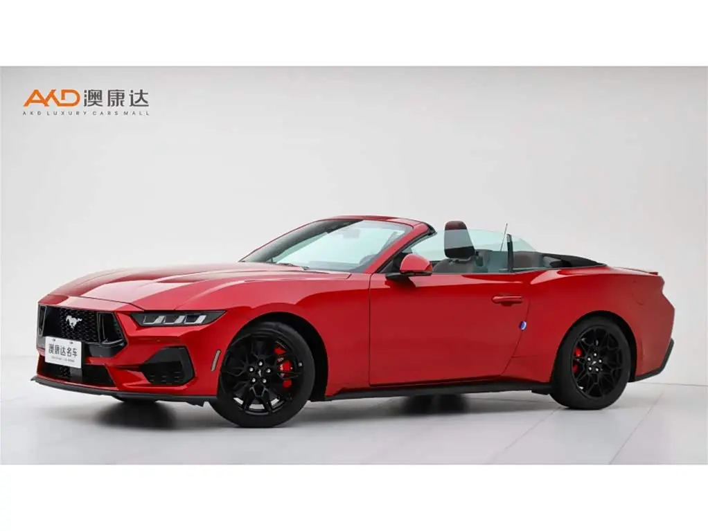 Ford Mustang 2024 — Фото 1/10