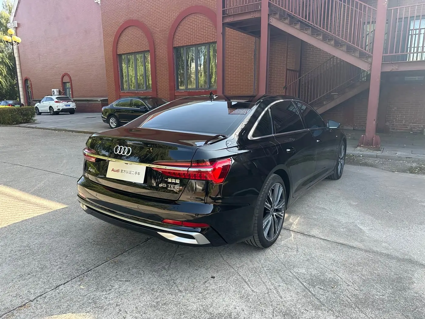 Audi A6L 2023 — Фото 6/16