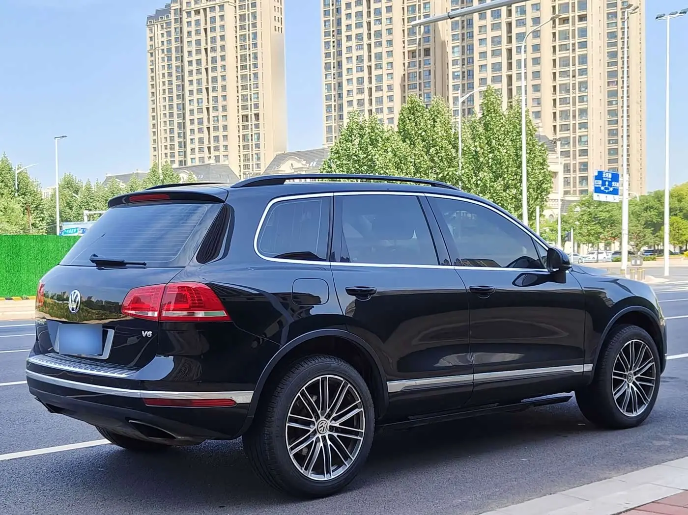 Volkswagen Touareg 2017 — Фото 9/9