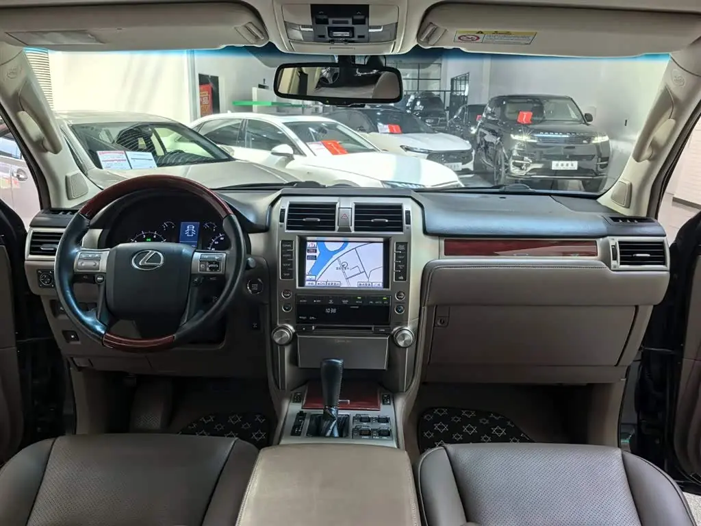 Lexus GX 2012 — Şəkil 7/9