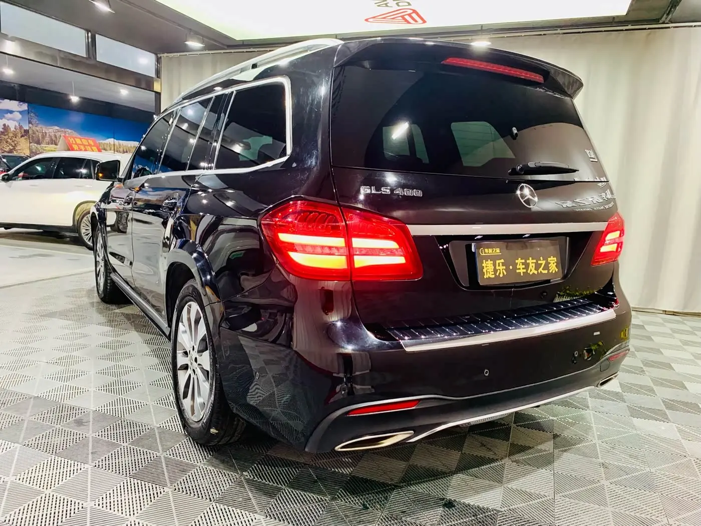Mercedes-Benz GLS 2018 — Şəkil 5/20