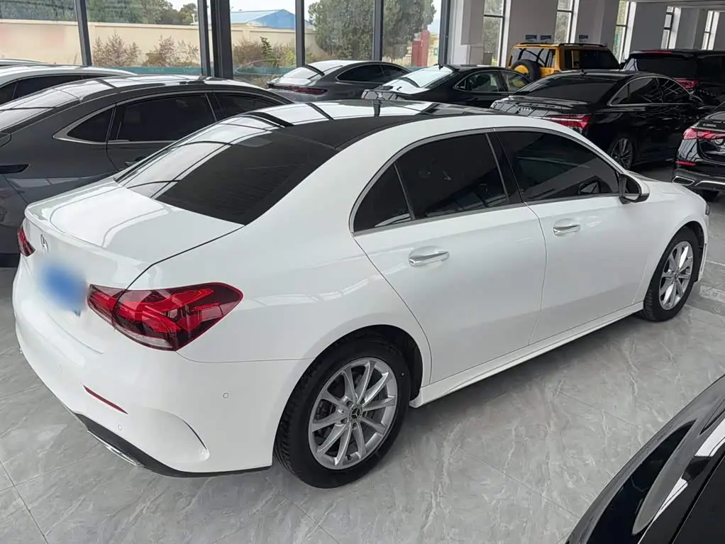 Mercedes-Benz A-Class 2020 — Фото 6/16
