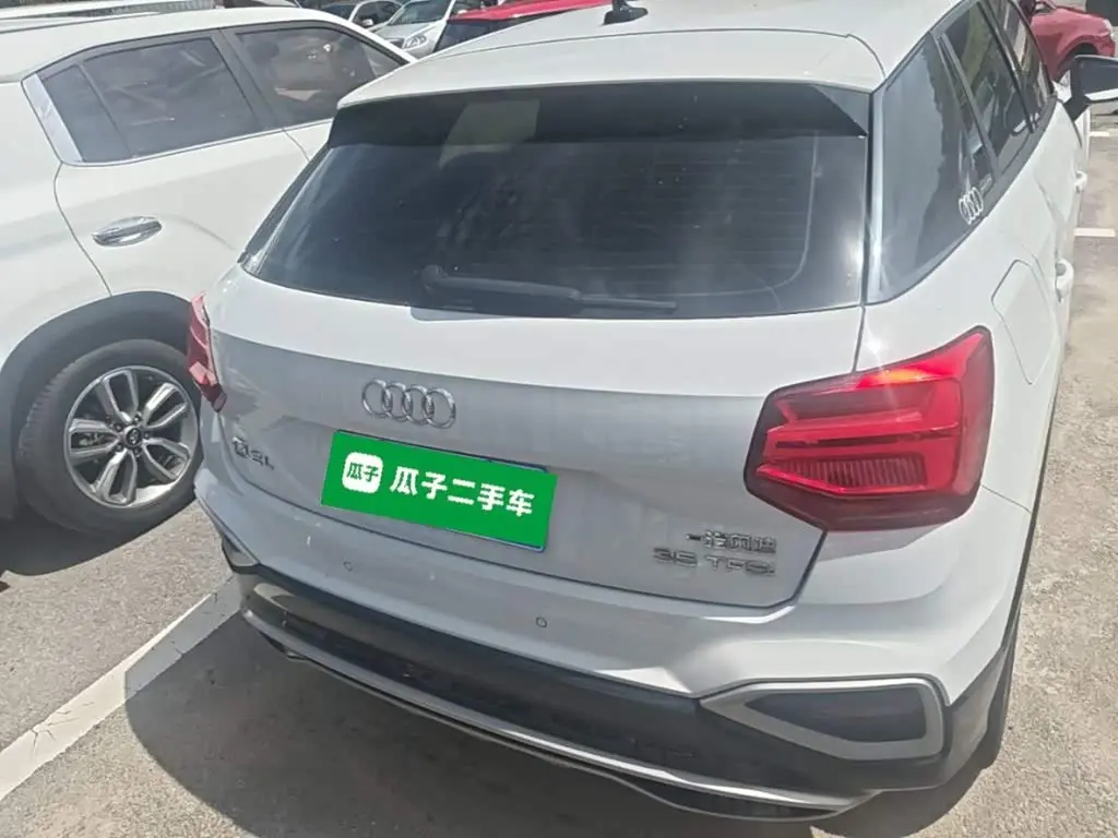 Audi Q2L 2022 — Photo 4/20