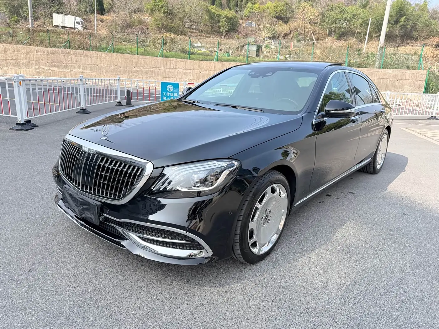 Mercedes-Benz S-Class 2014 — Photo 1/18