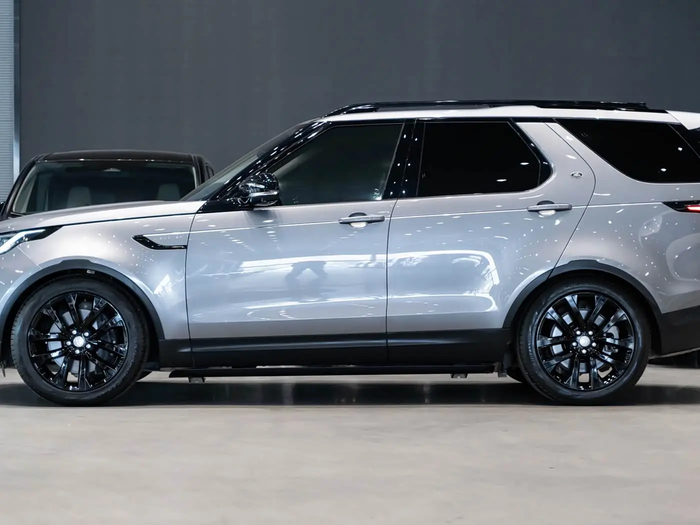 Land Rover Discovery 2024 — Şəkil 4/20