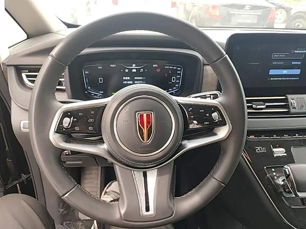 Hongqi HQ9 PHEV 2024 — Şəkil 11/20