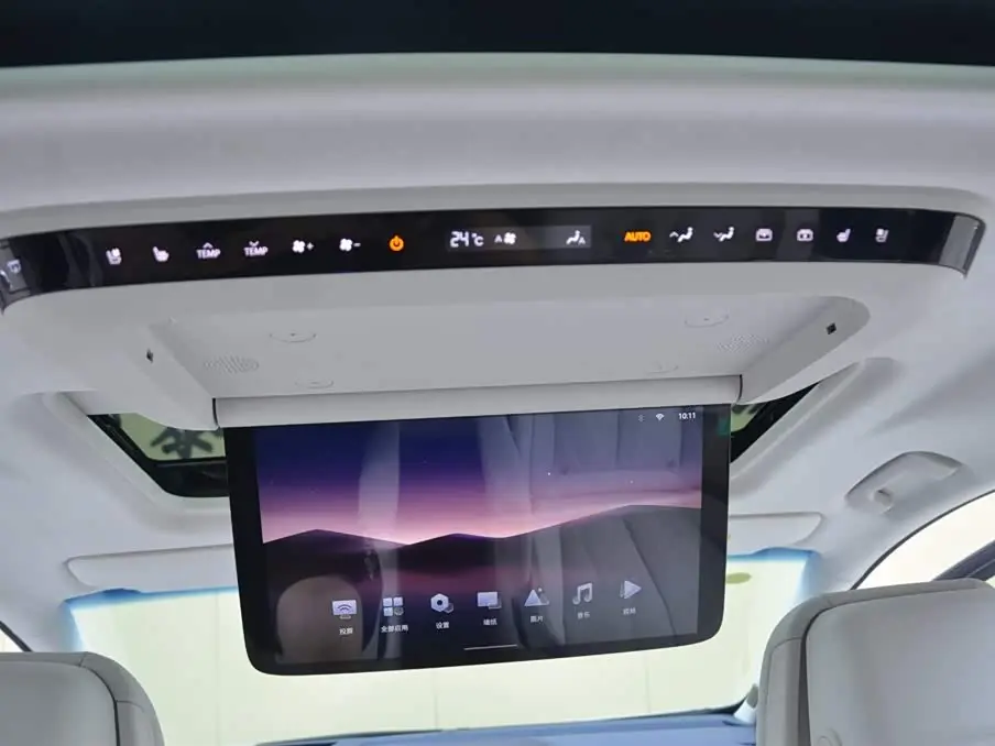 Buick GL8 New Energy 2025 — Фото 10/17