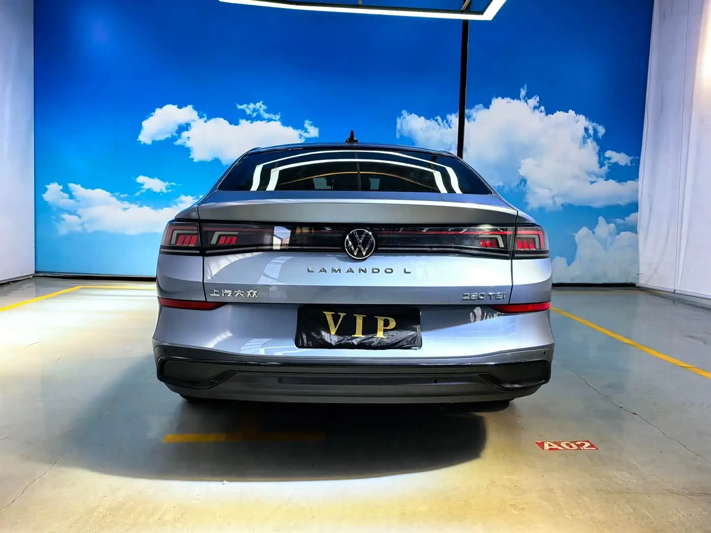 Volkswagen Lamando 2023 — Photo 5/20