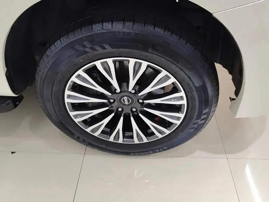 Nissan Patrol 2019 — Photo 6/16