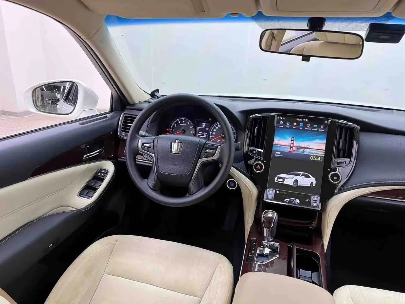 Toyota Crown 2019 — Фото 16/20