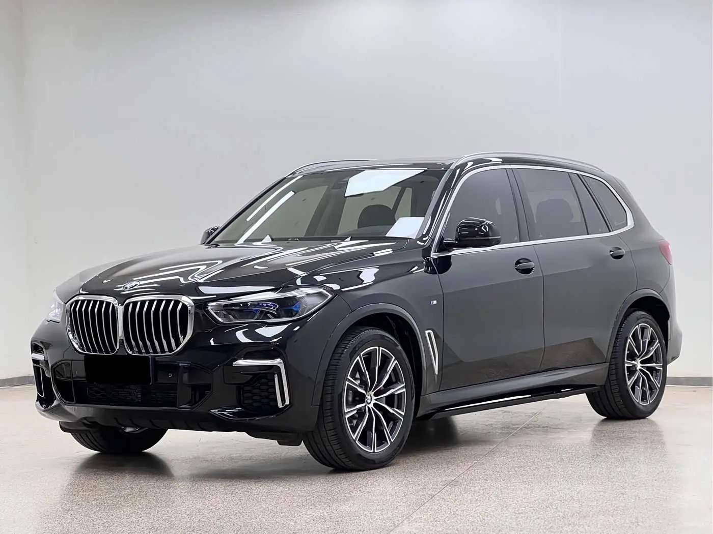 BMW X5, 2023