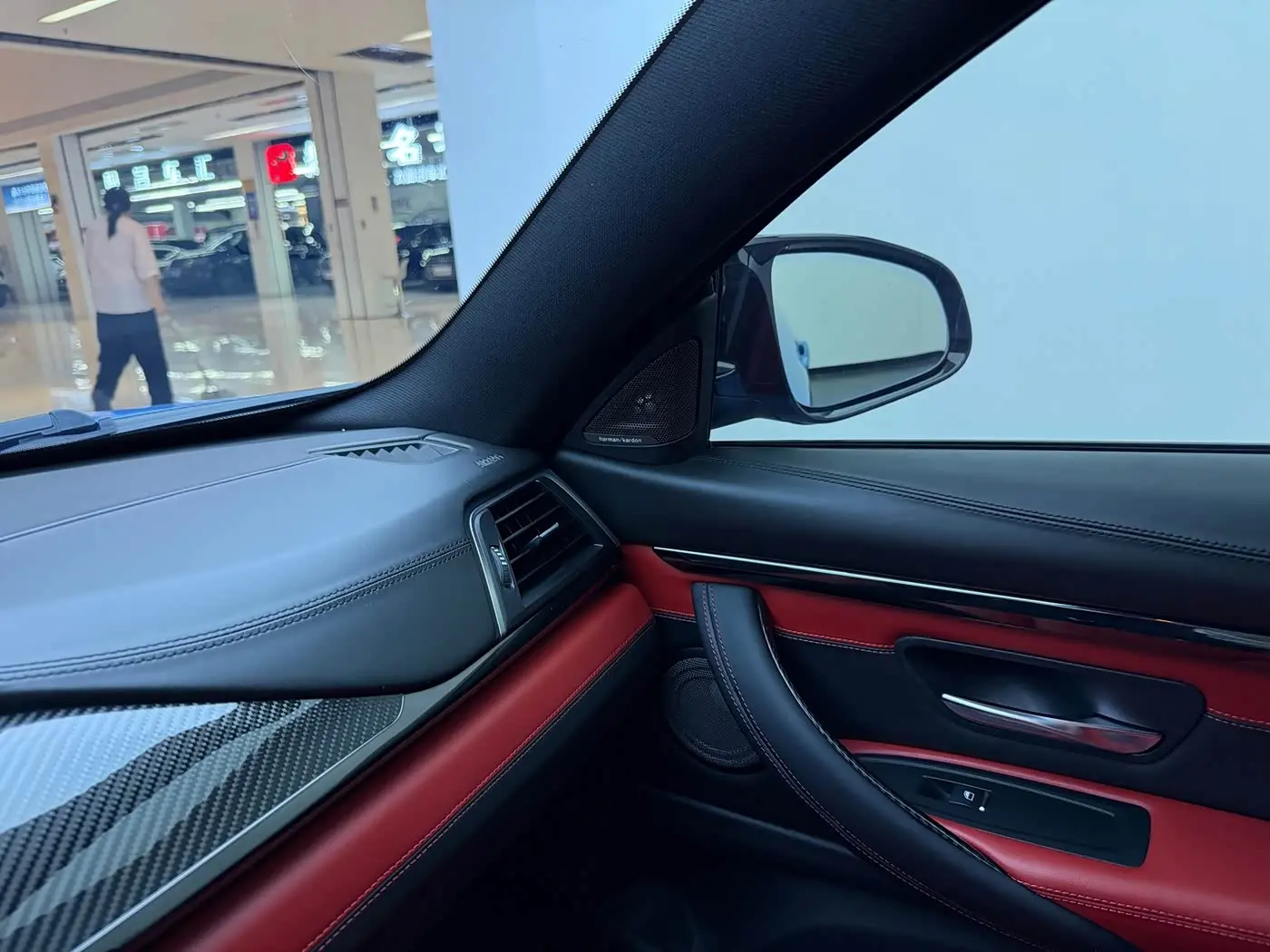 BMW M4 2018 — Photo 16/20