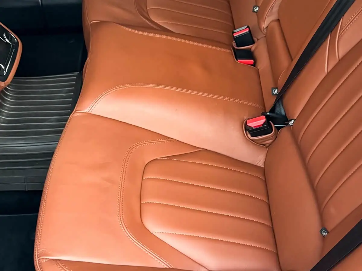 Maserati Quattroporte 2015 — Photo 16/20