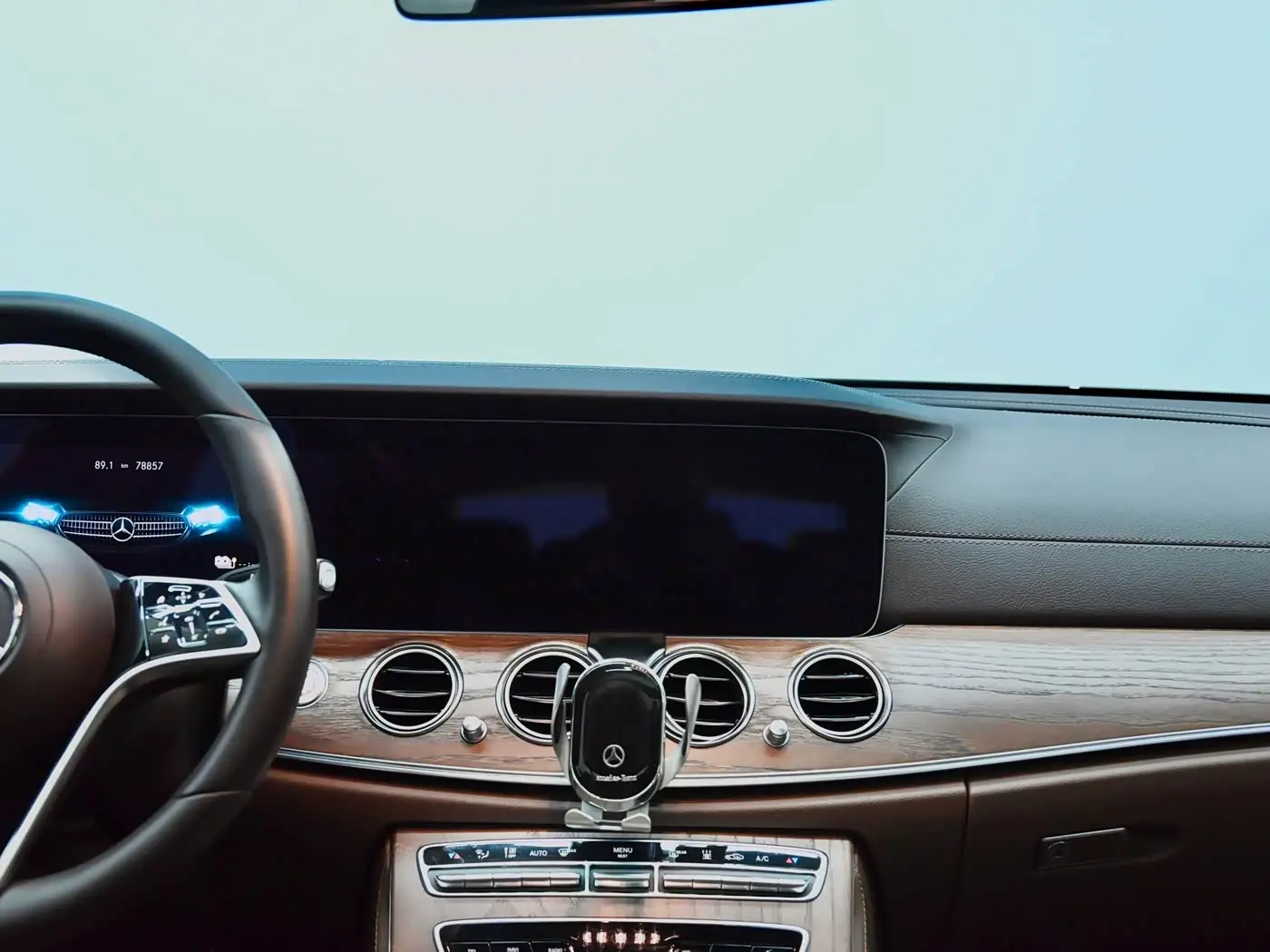 Mercedes-Benz E-Class New Energy 2022 — Photo 16/20