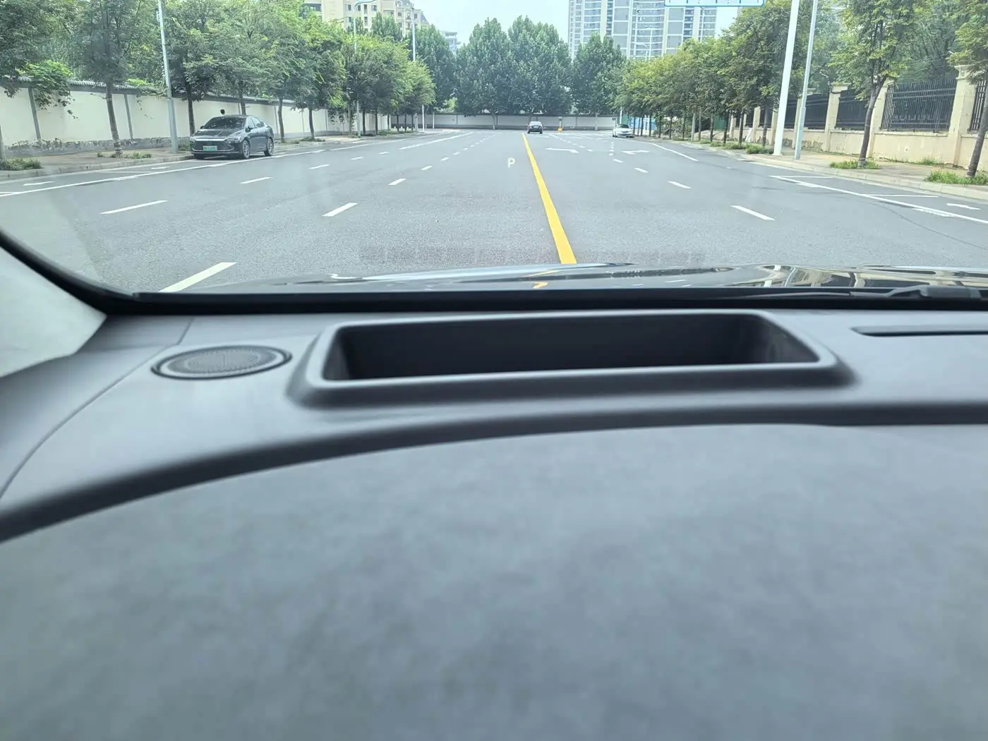 Voyah Auto Voyah Dreamer 2025 — Photo 18/20