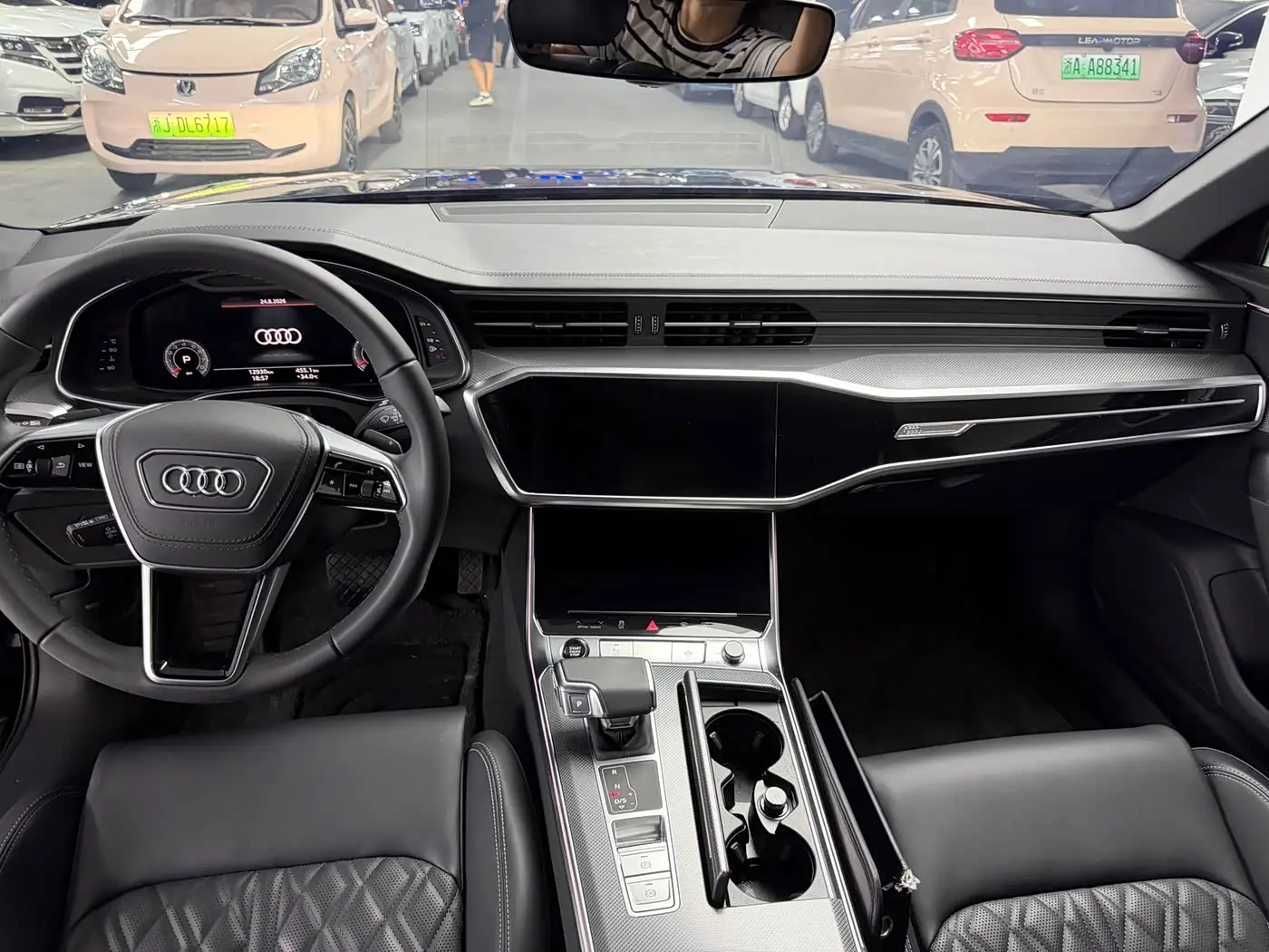 Audi A6L 2025 — Photo 7/12