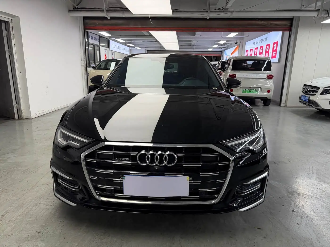 Audi A6L 2025 — Photo 2/12