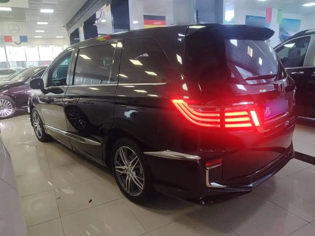 Honda Elysion 2020 — Photo 5/20