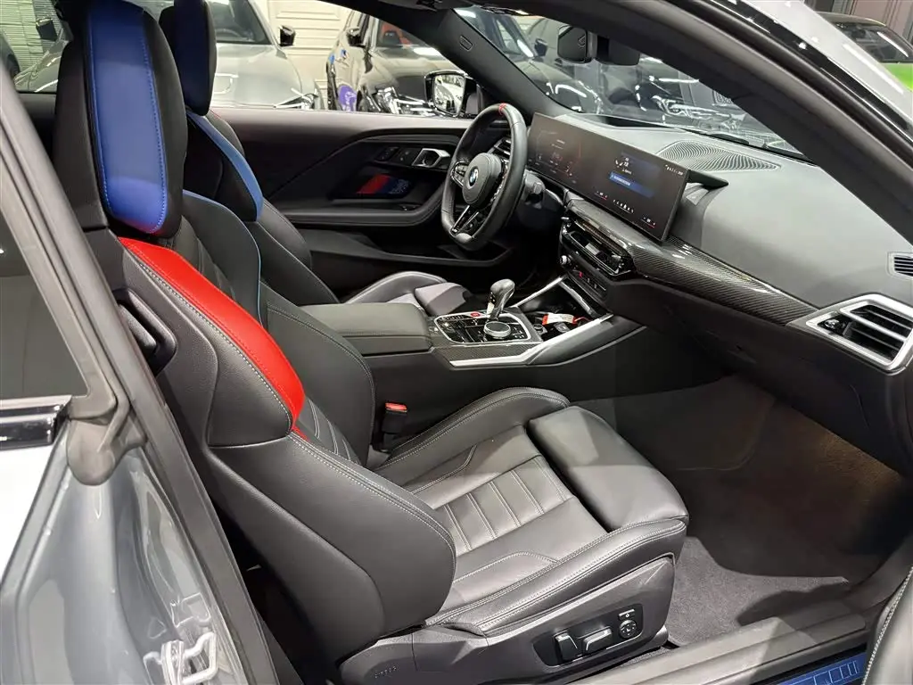 BMW M2 2025 — Photo 10/10
