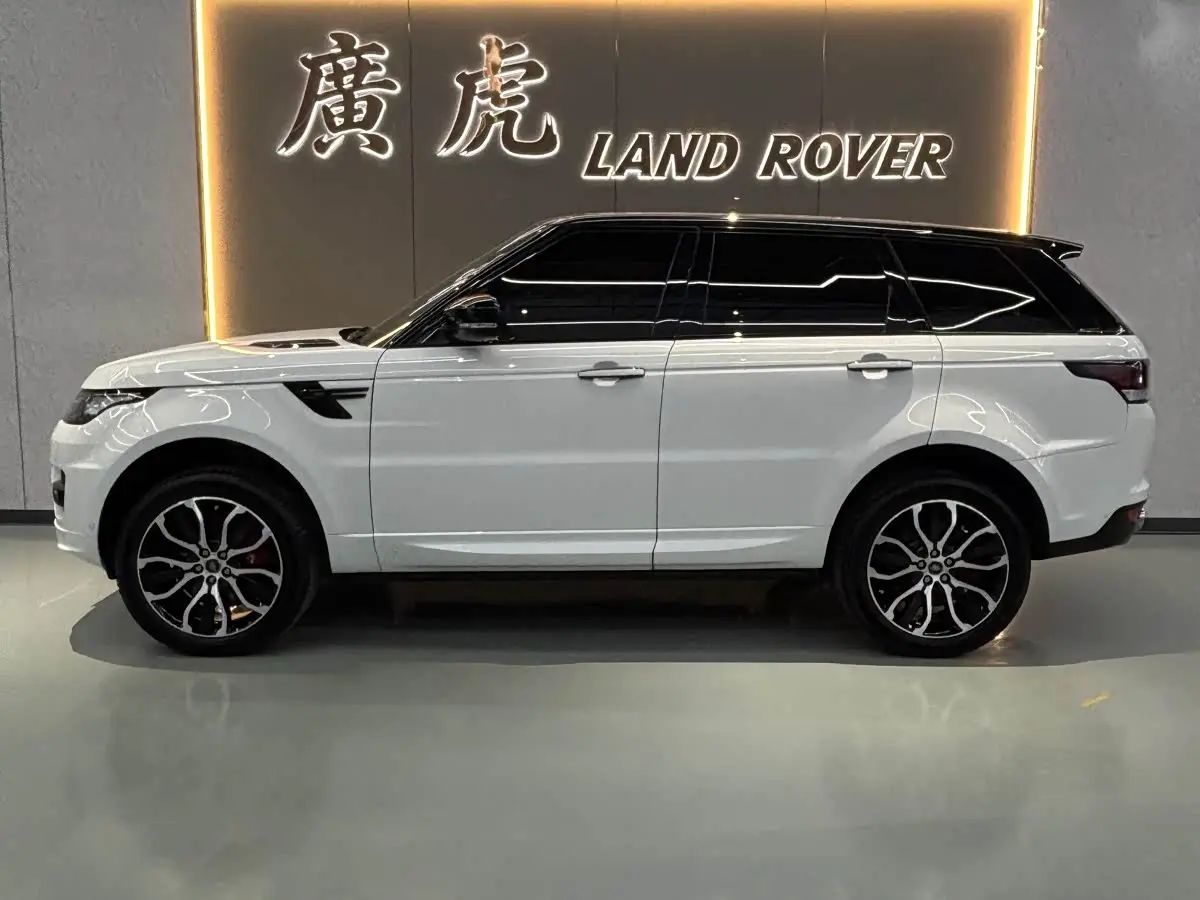 Land Rover Range Rover Sport 2017 — Photo 3/20