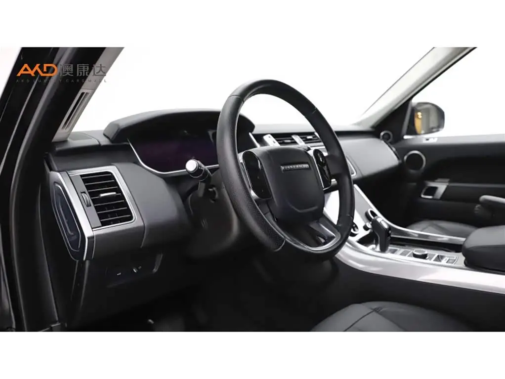 Land Rover Range Rover Sport 2020 — Photo 6/10