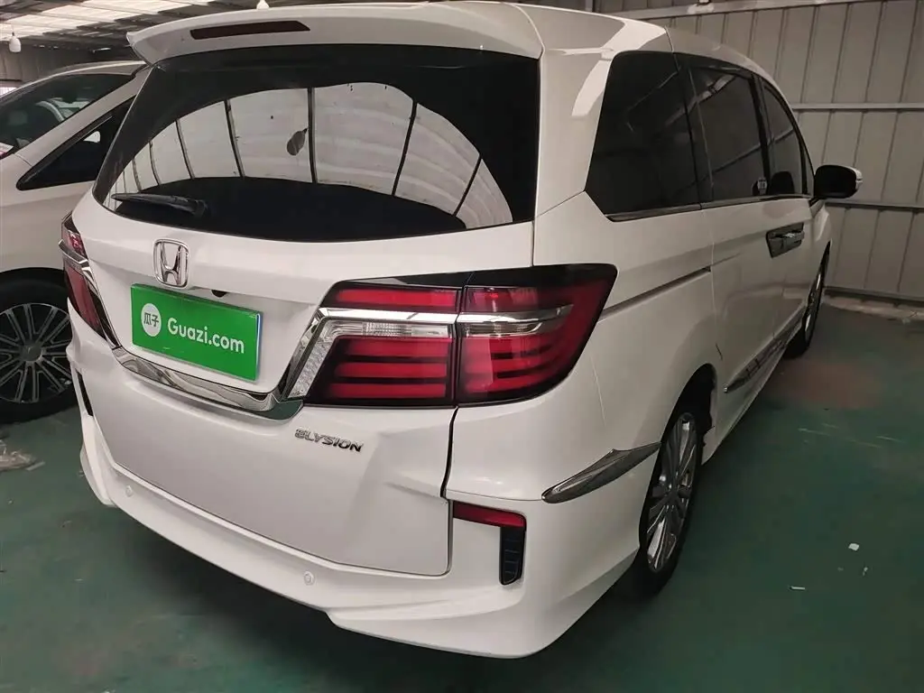 Honda Elysion 2017 — Şəkil 7/20
