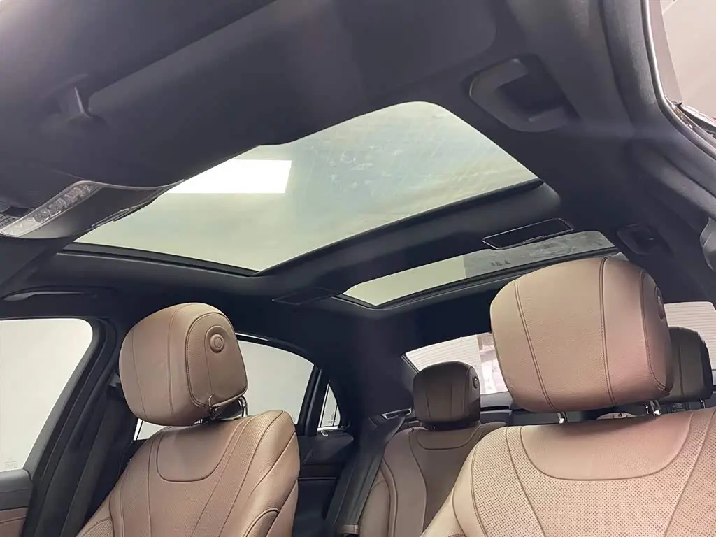 Mercedes-Benz S-Class 2019 — Photo 11/20