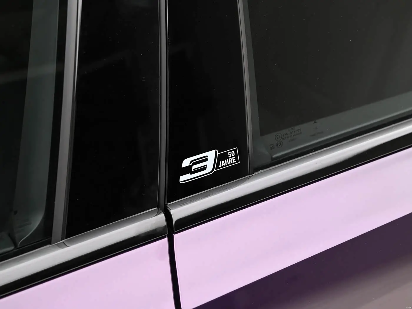 BMW 3 Series 2025 — ფოტო 9/14