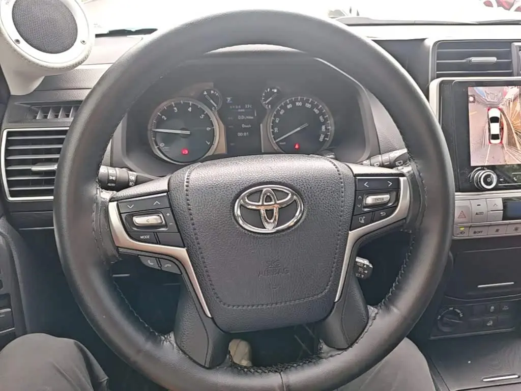 Toyota Prado 2020 — Фото 11/20