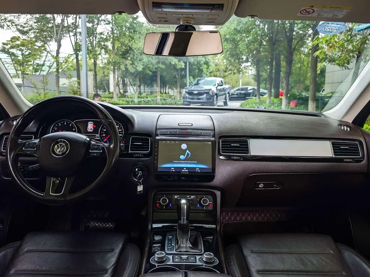 Volkswagen Touareg 2016 — Фото 9/18