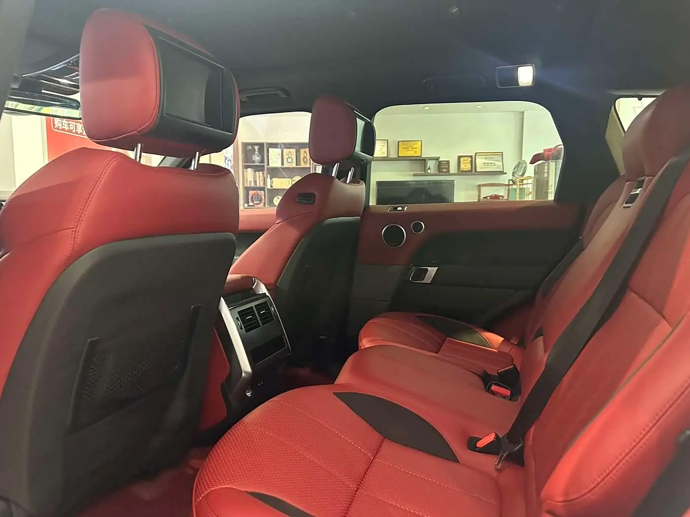 Land Rover Range Rover Sport 2014 — Şəkil 14/20