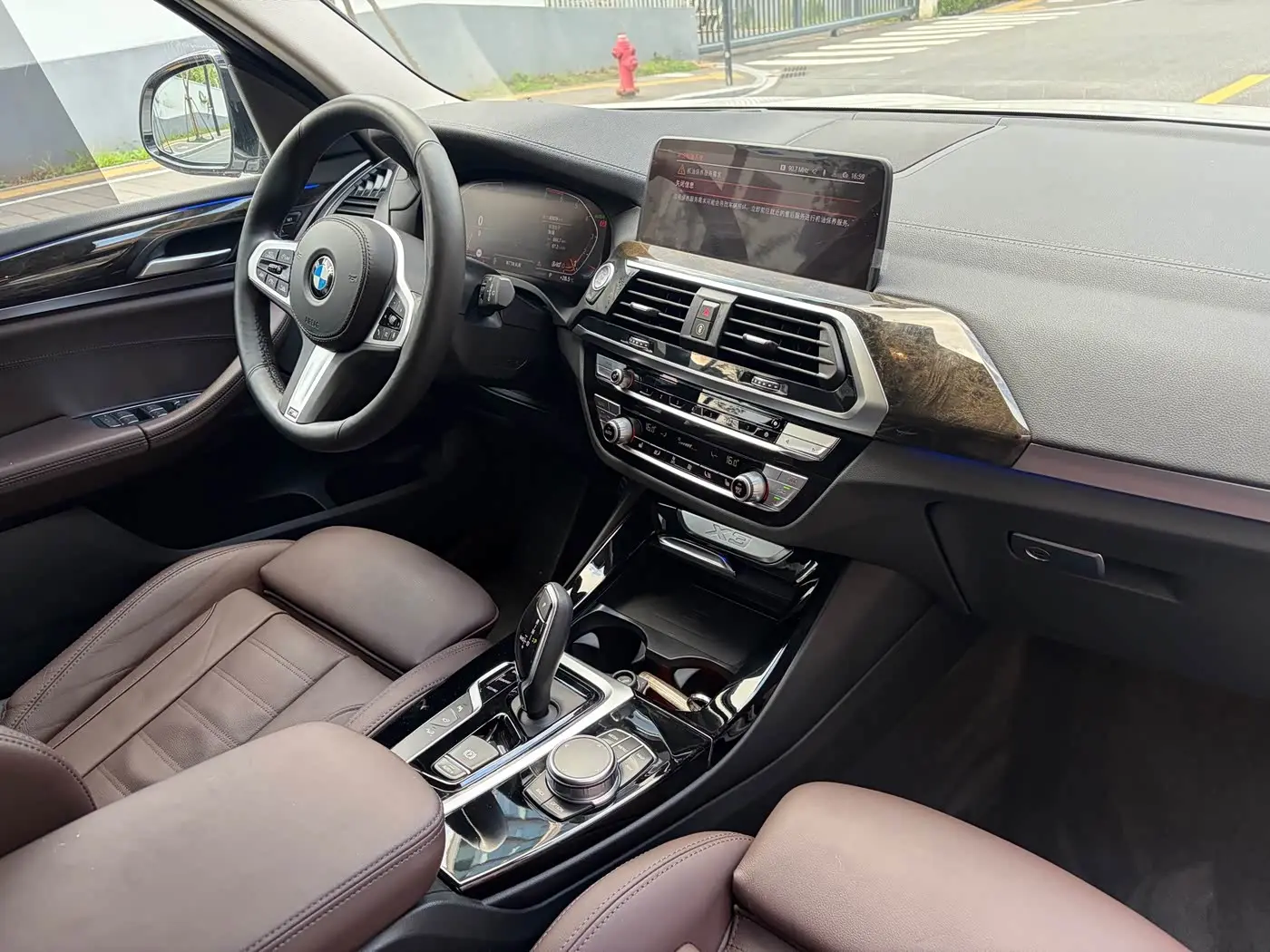 BMW X3 2020 — Şəkil 14/18