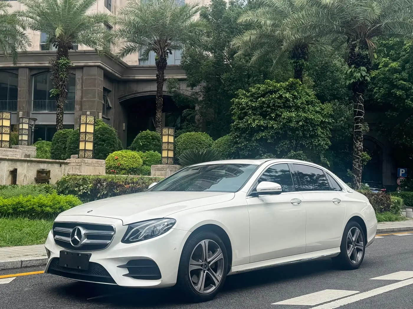 Mercedes-Benz E-Class, 2019