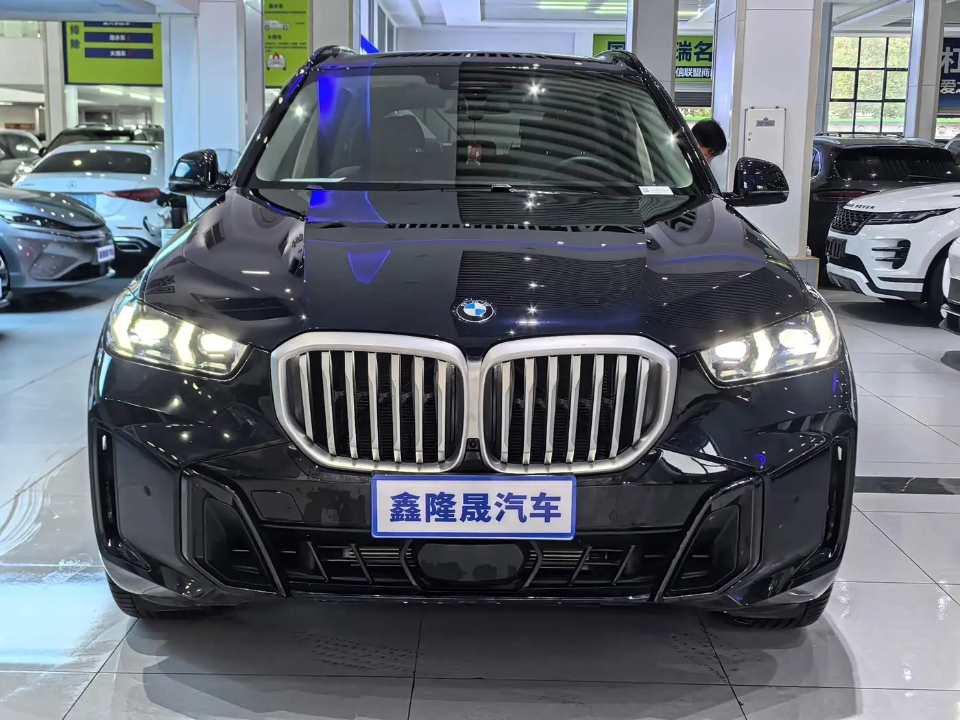BMW X5 2026 — Photo 2/18