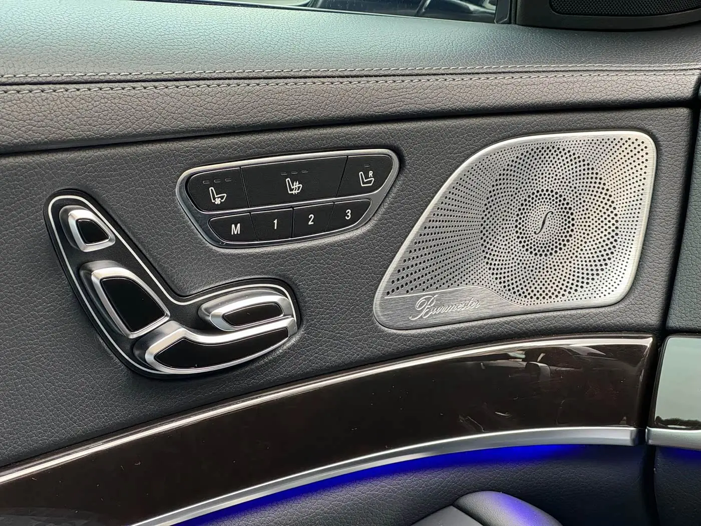 Mercedes-Benz Maybach S-Class 2020 — Photo 13/20