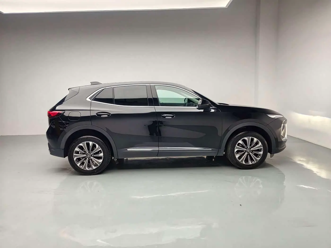 Buick Envision S 2025 — Фото 8/16