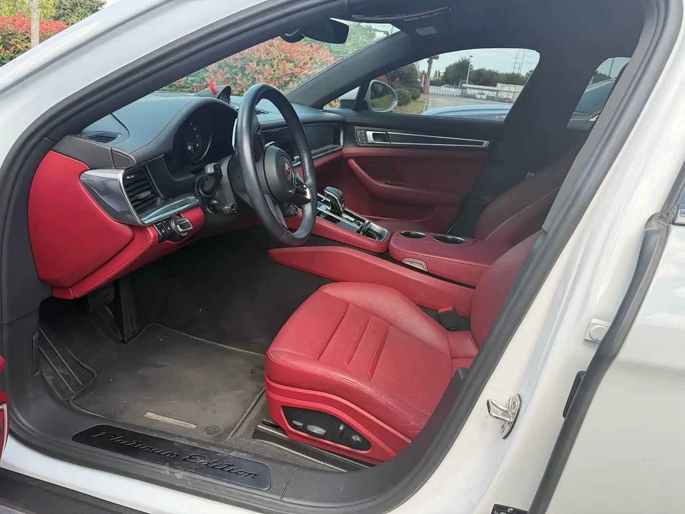 Porsche Panamera 2023 — Photo 7/10