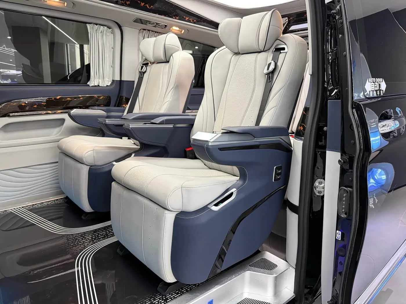 Mercedes-Benz Vito 2023 — Şəkil 7/15
