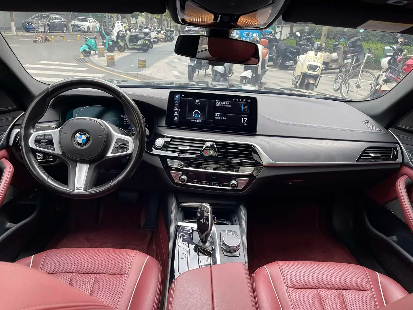BMW 5 Series New Energy 2021 — Photo 14/17